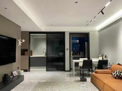 温柔浪漫优雅的轻法式装修，整体空间以白色为主耐看又舒适。