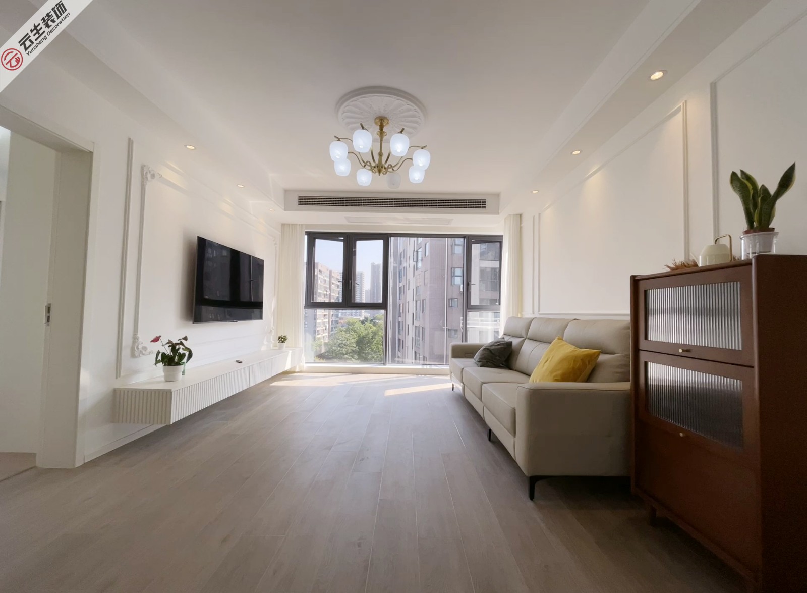 1698023176544225.jpg 客厅·.jpg